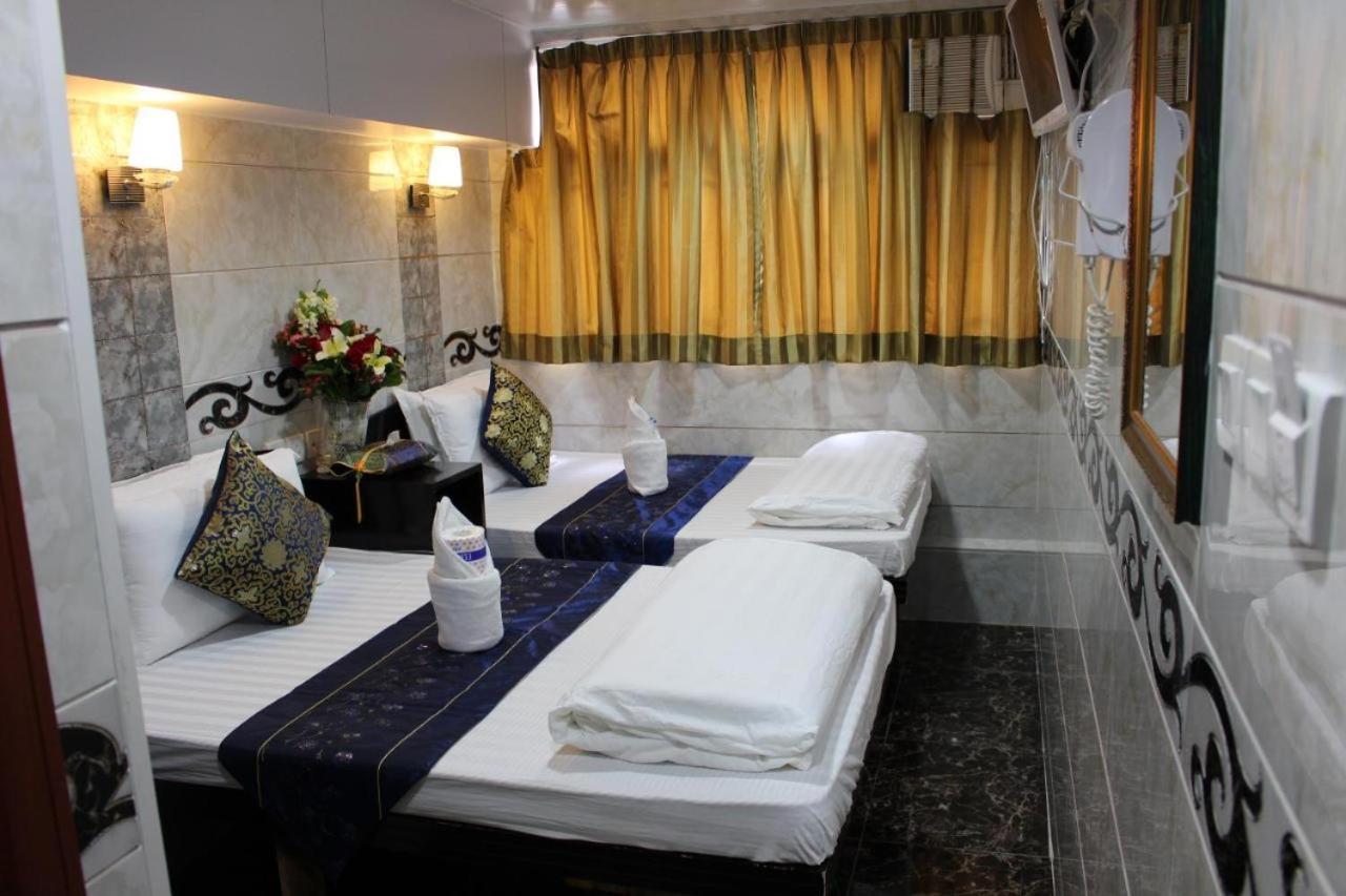 Shangri-La Guest House Хонконг Екстериор снимка